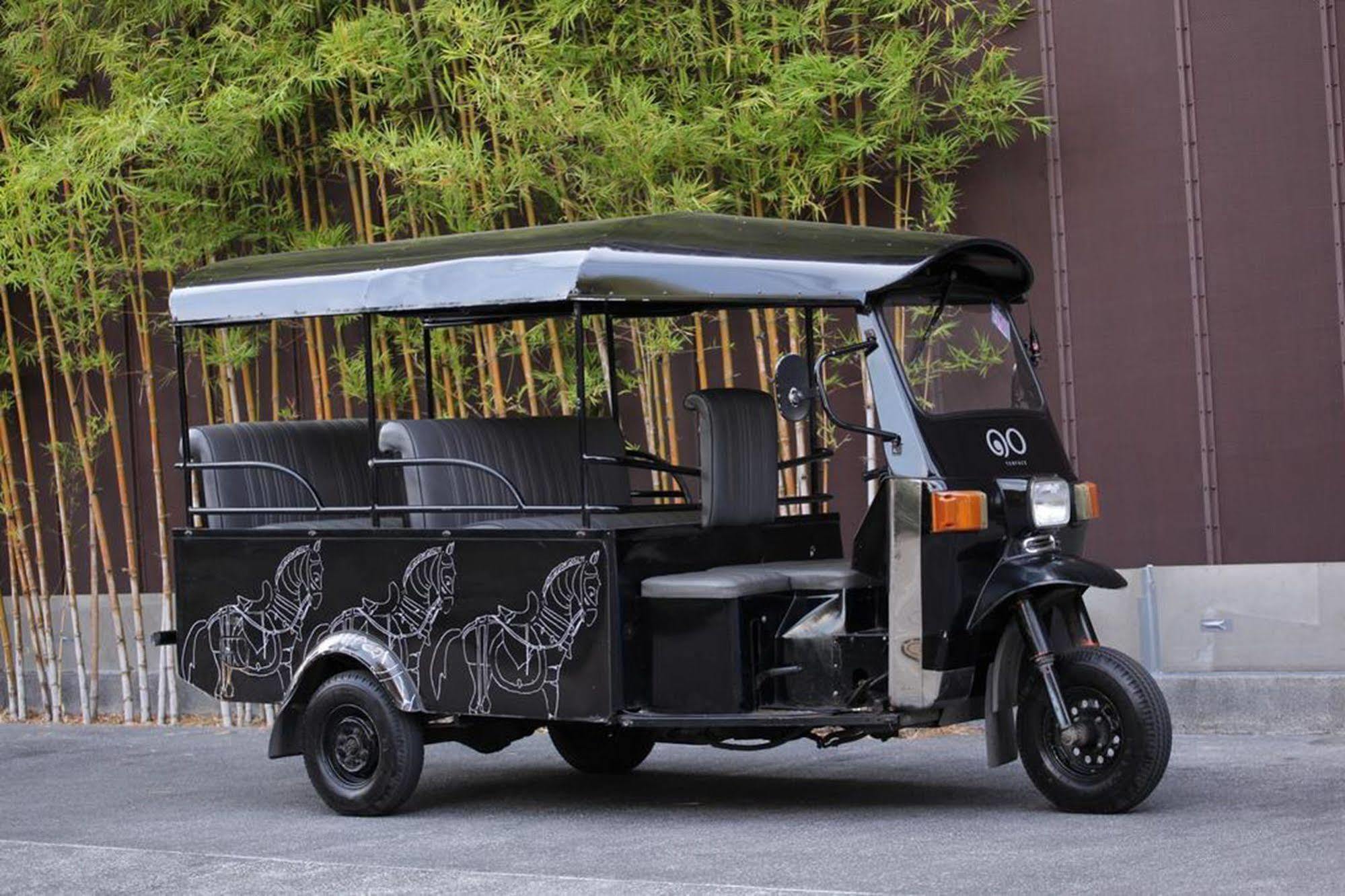 Tenface Бангкок Экстерьер фото